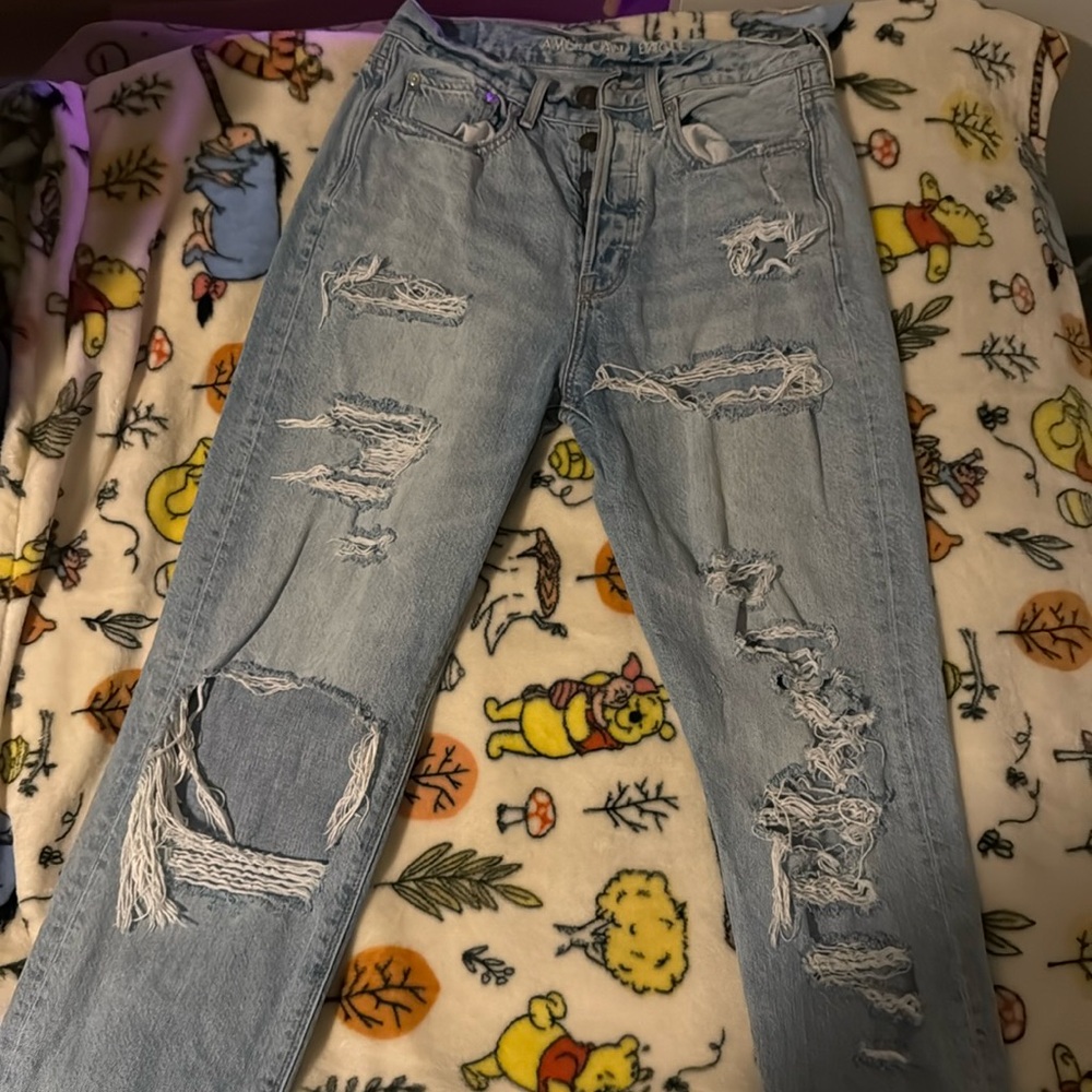 America Eagle “90s Boyfriend” jeans